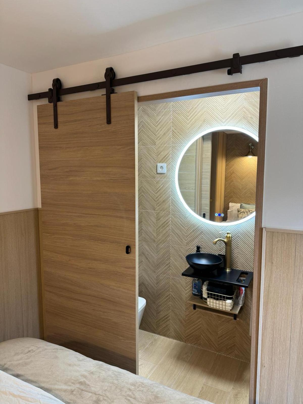 The Mini Apartment Castelldefels Ngoại thất bức ảnh
