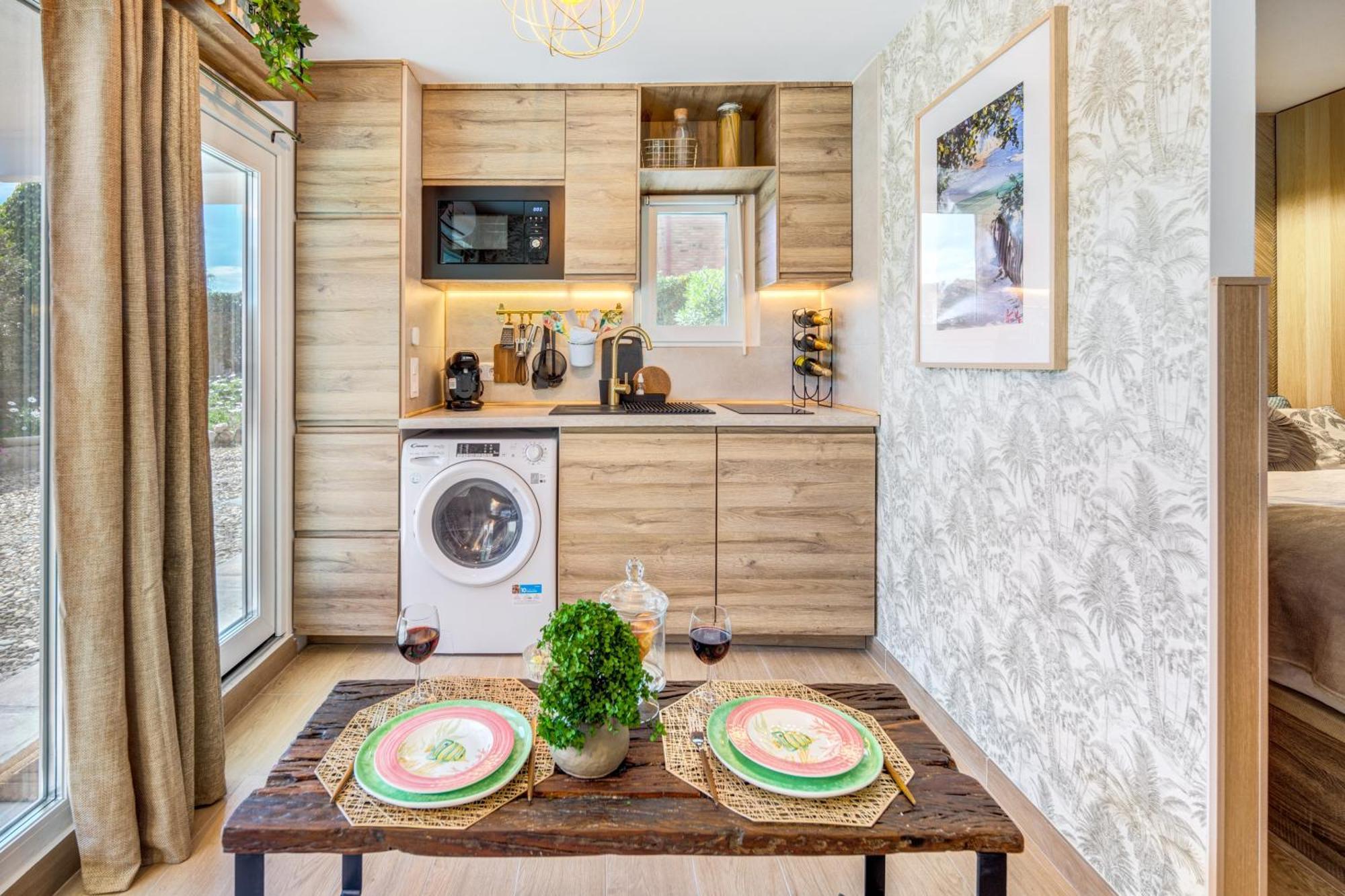 The Mini Apartment Castelldefels Ngoại thất bức ảnh
